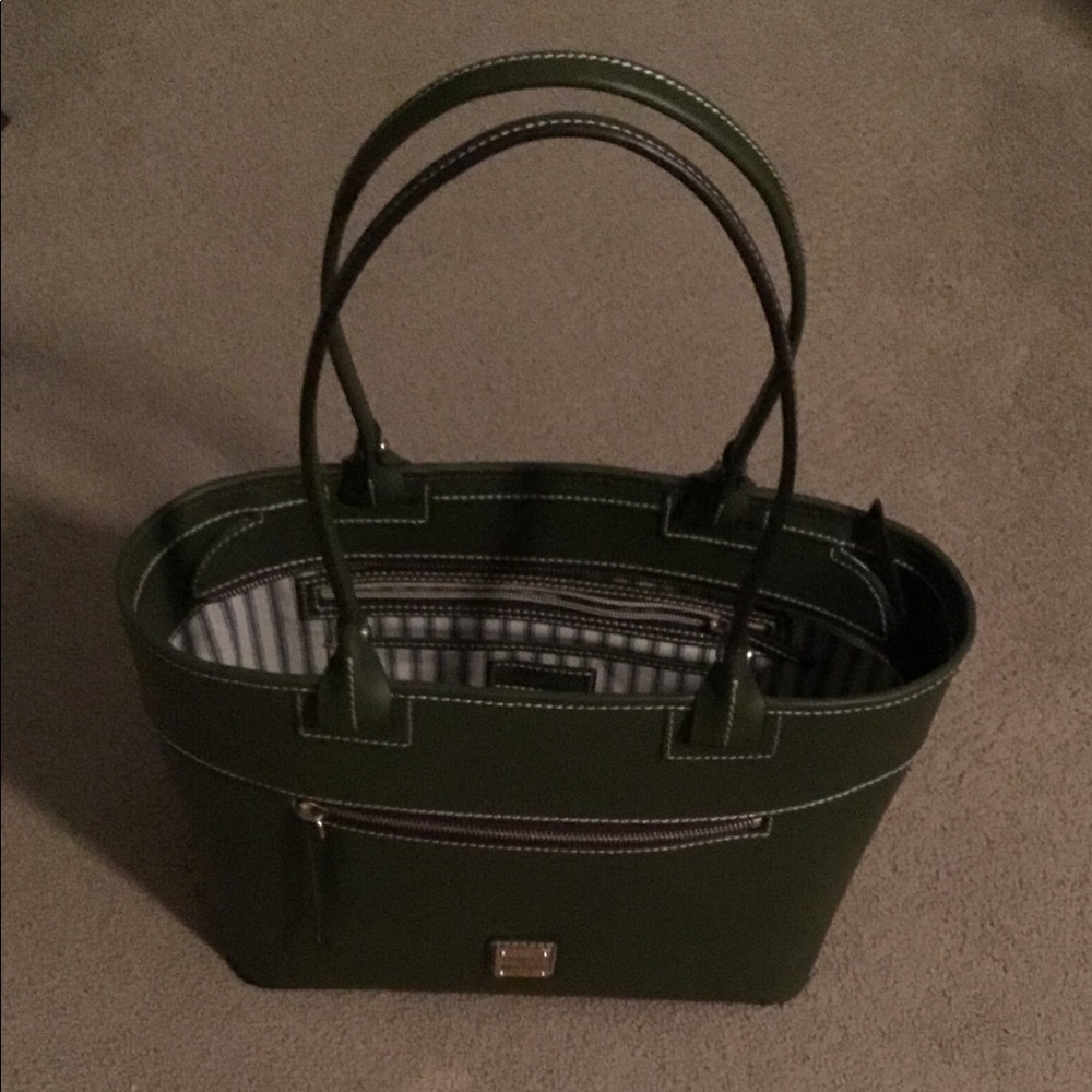 Dooney And Bourke 1975 Tote